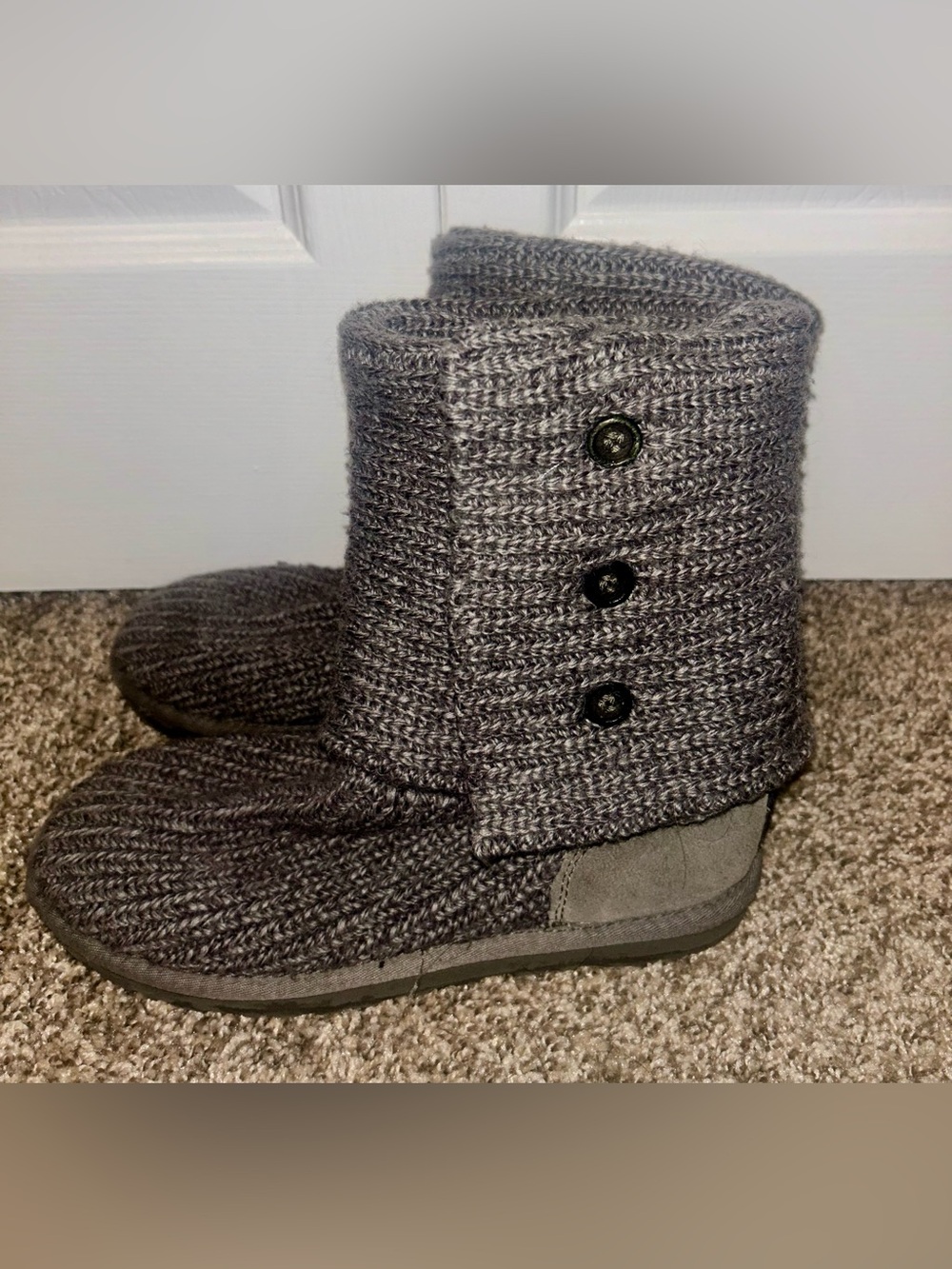 Women’s UGG Classic Cardy knit boots